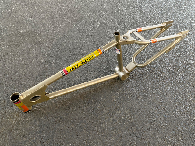 Roger De Coster bmx, bmx frame, mongoose motomag vintage mongoose. 